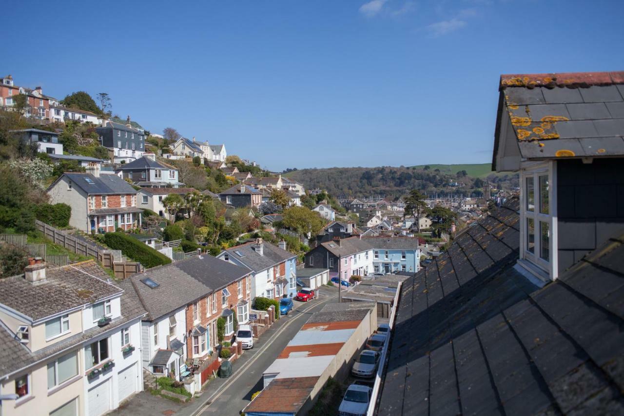 Hill View House Bed & Breakfast Dartmouth Eksteriør bilde